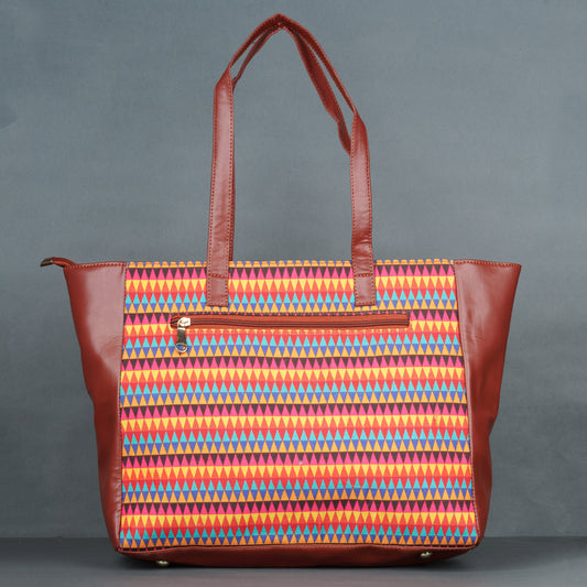 TRIPPY TRIANGLE PATTERN