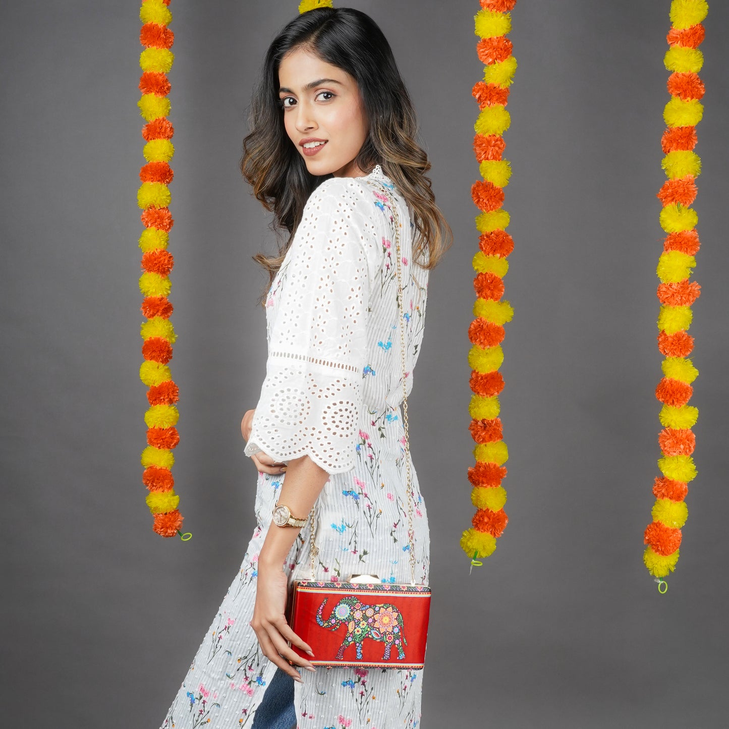 FLORAL HAATHI