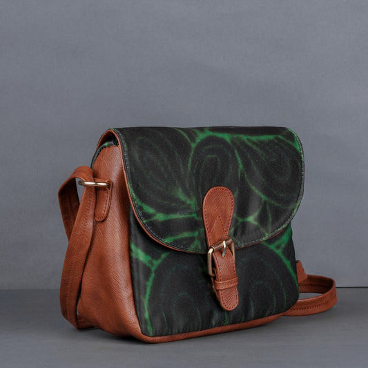 BOTTLE GREEN TEXTURE