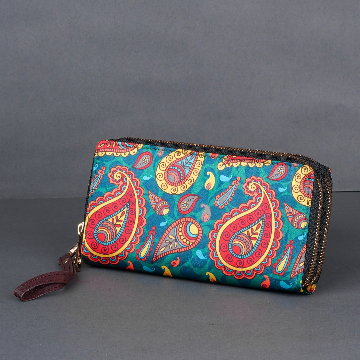 INDIAN FOLK PAISLEY ART