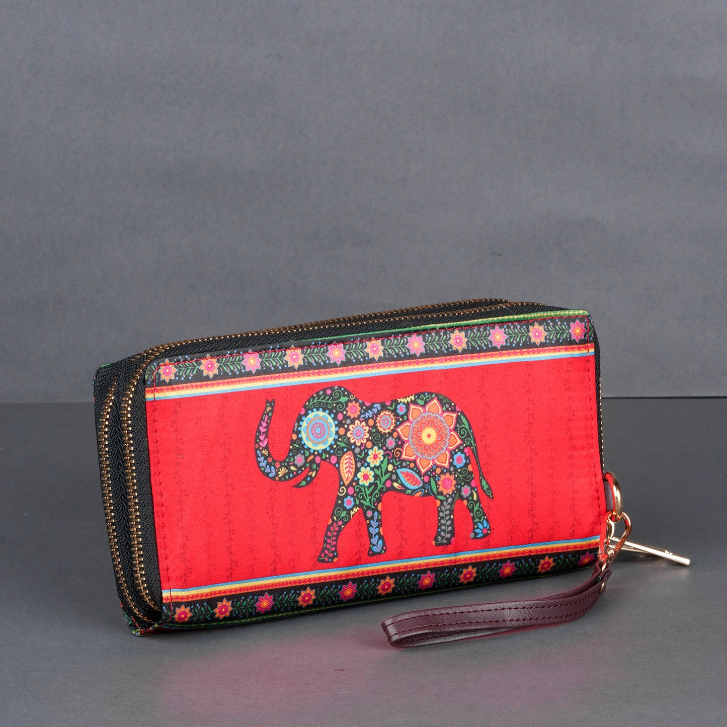 FLORAL HAATHI
