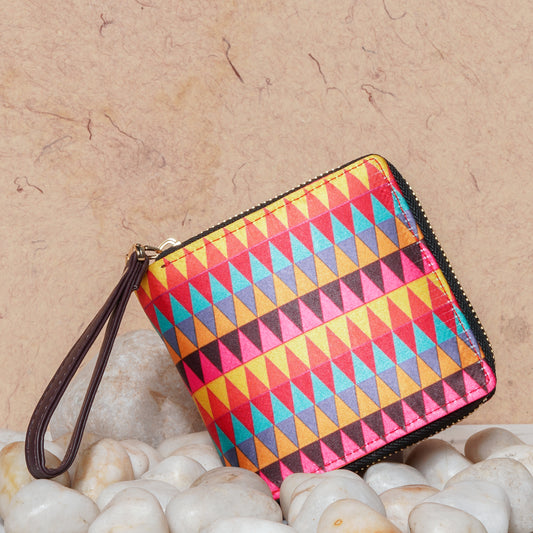 TRIPPY TRIANGLE PATTERN