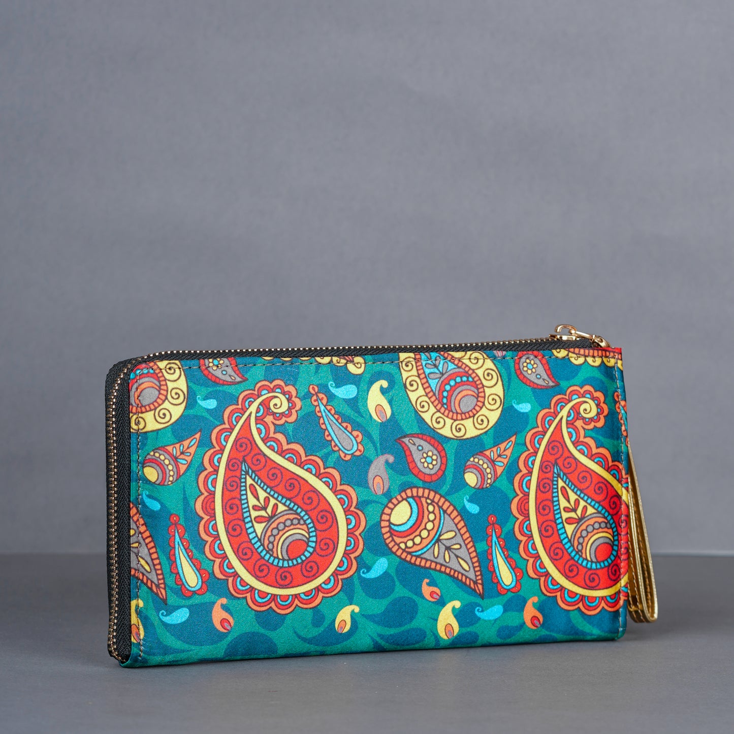 INDIAN FOLK PAISLEY ART
