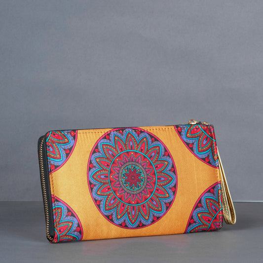 TRADITIONAL MANDALA ART