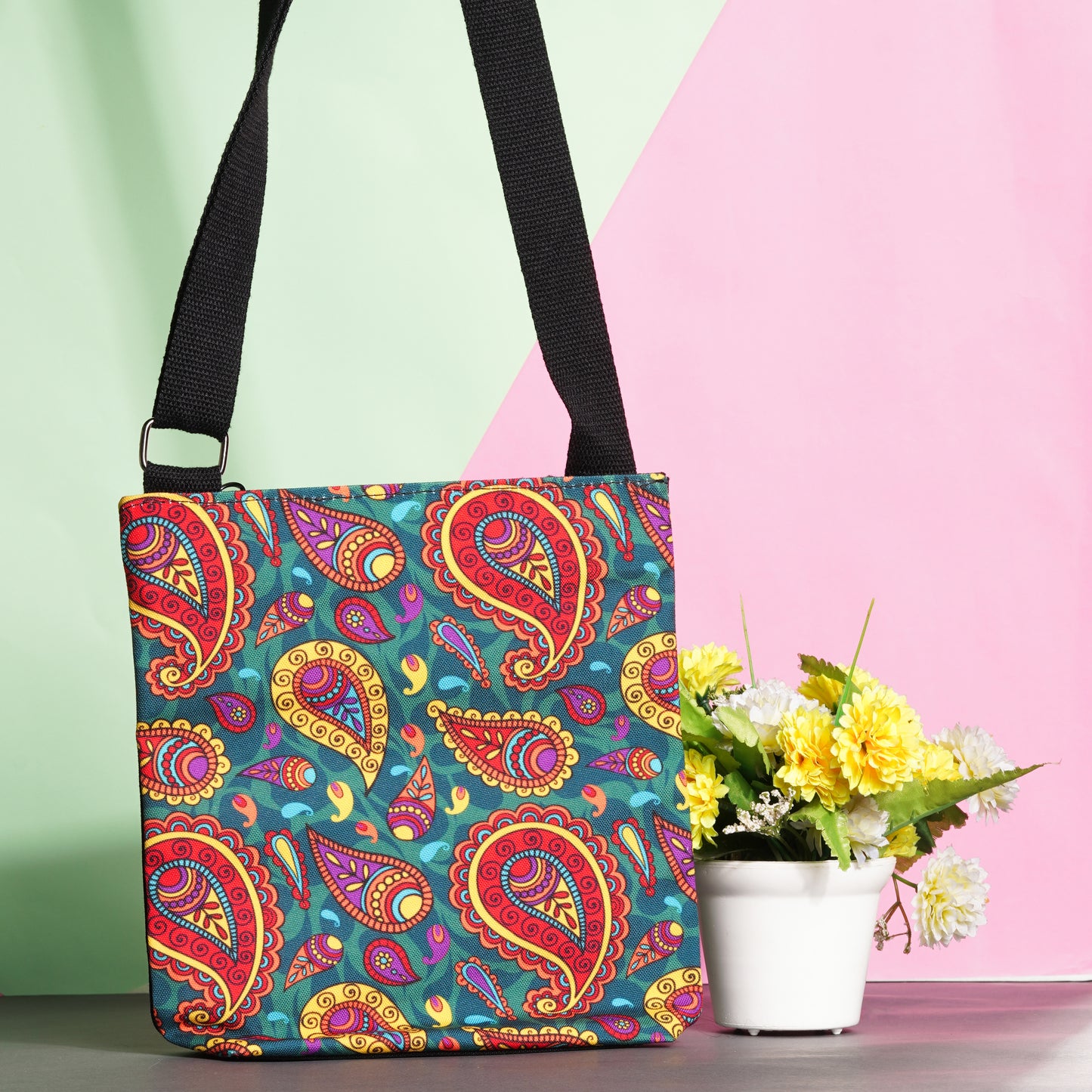 INDIAN FOLK PAISLEY ART